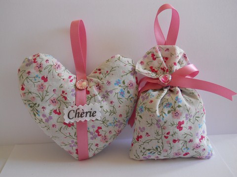 Lavender Filled Heart Sachet & Lavender Bag